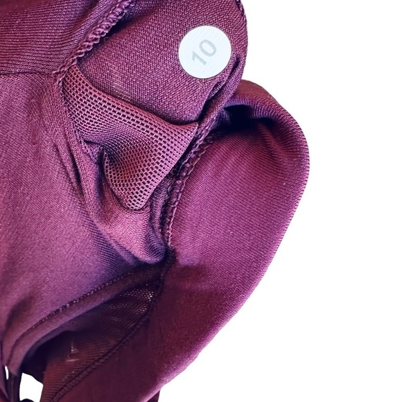 Lululemon Make a Move Strappy Bra Red Grape Burgundy Maroon Womens 10 - Picture 4 of 10
